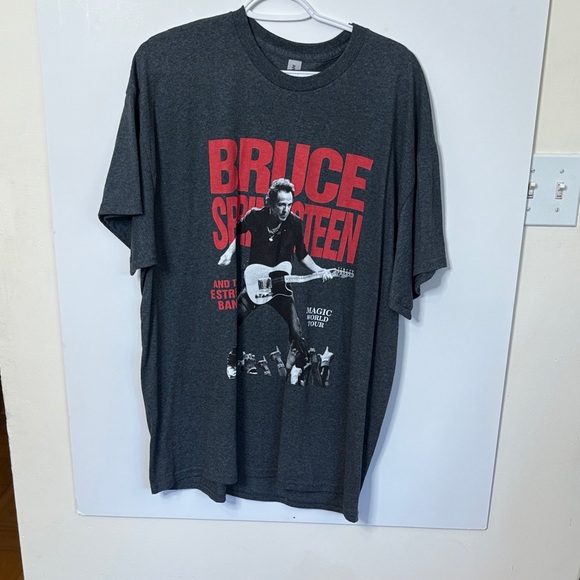 Bruce Springsteen and the E Street Band Charcoal Graphic Men's T-Shirt - Picture 1 of 3